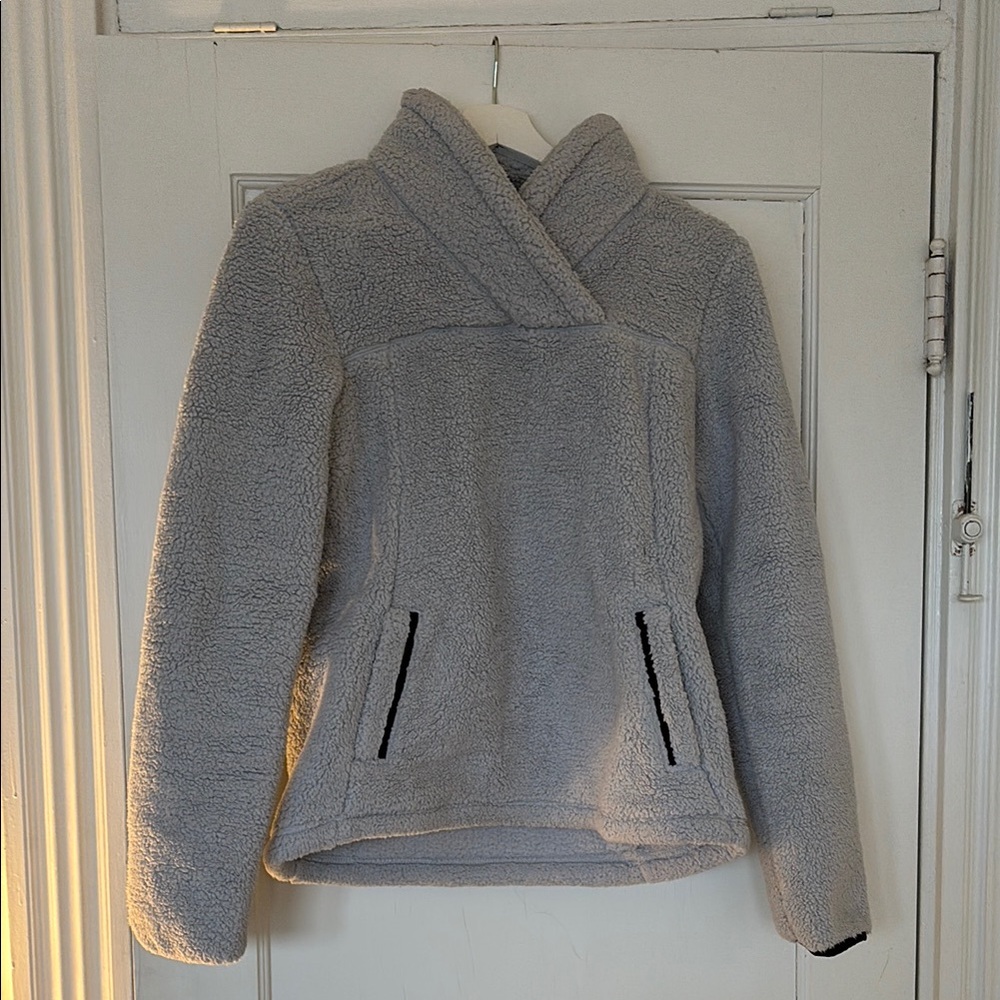 Women's Gray Fleece Jacket